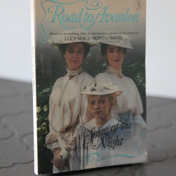 Road to Avonlea: Song of the Night - Picture 2 of 4